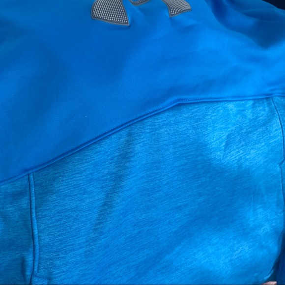 Unisex XL under armor hoodie - Picture 2 of 5